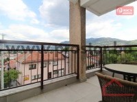 11 Balkon