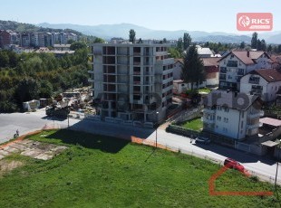 NOVOGRADNJA LOTUS 24, NEDŽARIĆI! Komforan trosoban stan sa terasom, dvostrane orjentacije, u novoj stambeno-poslovnoj zgradi u izgradnji na odličnoj lokaciji, pogodnoj za svakodnevni miran i udoban život.AKCIJA - POPUST DO 7%!