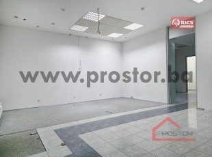 Multipurpose commercial space on the ground floor across from the Mehmedalija Mak Dizdar Elementary School, Bjelave