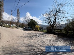 Spacious and sunny plot of 3,013m2 in a beautiful setting, just a ten-minute drive from Baščaršija, Faletići settlement, Stari Grad