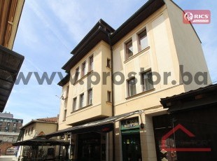 2 BDR 72 sq.m. refurbished apartment in a residential building, Baščaršija, Sarajevo - FOR SALE