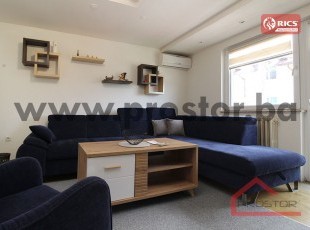 Modern 3 bdr apartment with a balcony and a garage, Stup