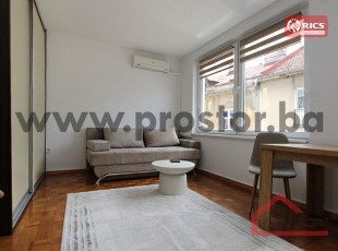 Modern studio-apartment, Centar
