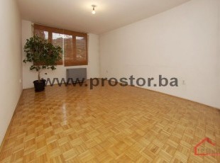 Praktičan trosoban stan sa balkonom u centru Vogošće - PRODANO!